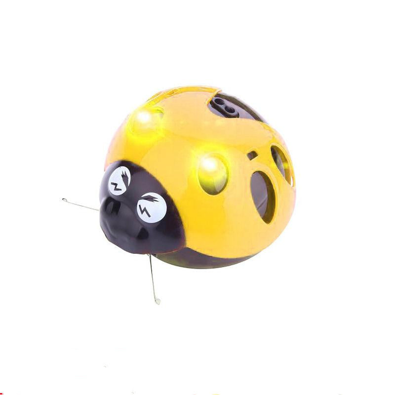 Toy insect funny cat artifact